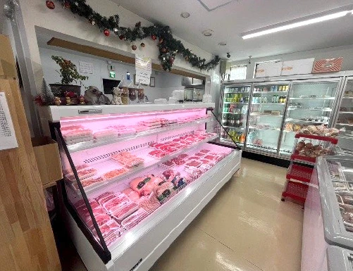 株式会社スキナブラジル 店内